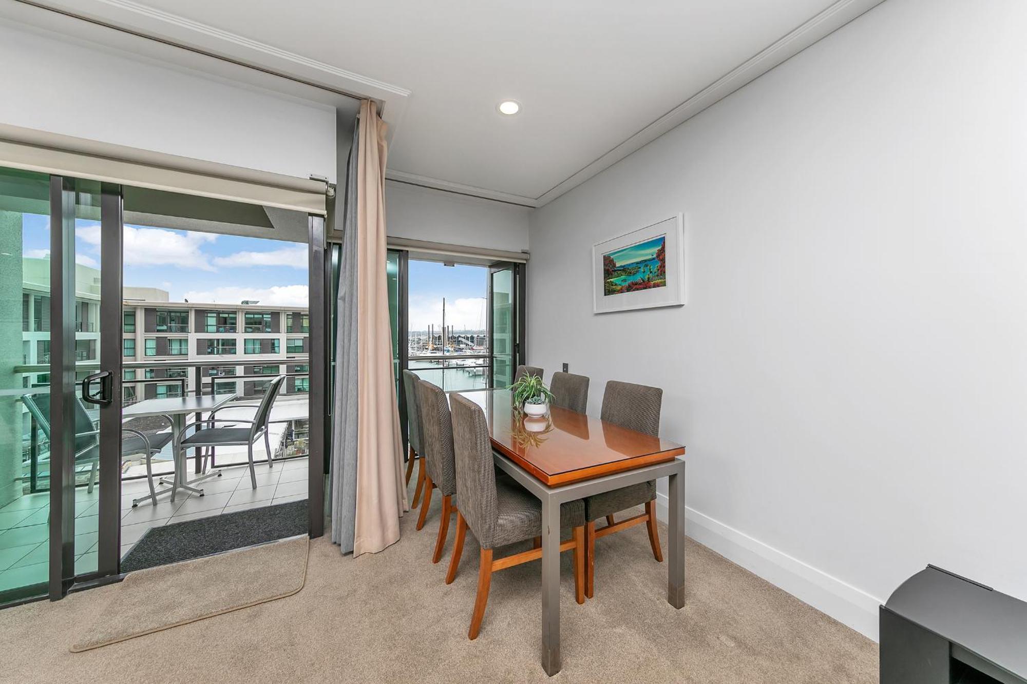Luxurious & Spacious Living With Breathtaking Views Auckland Kültér fotó