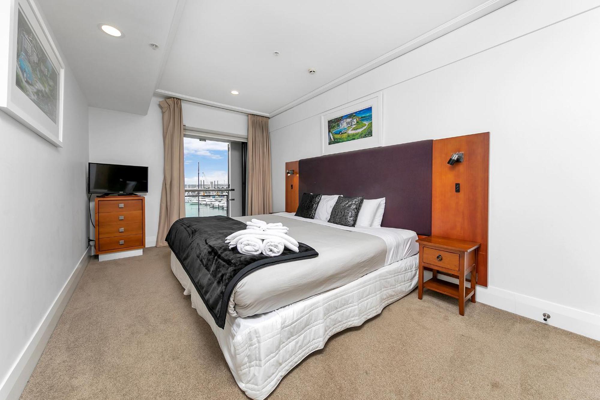 Luxurious & Spacious Living With Breathtaking Views Auckland Kültér fotó